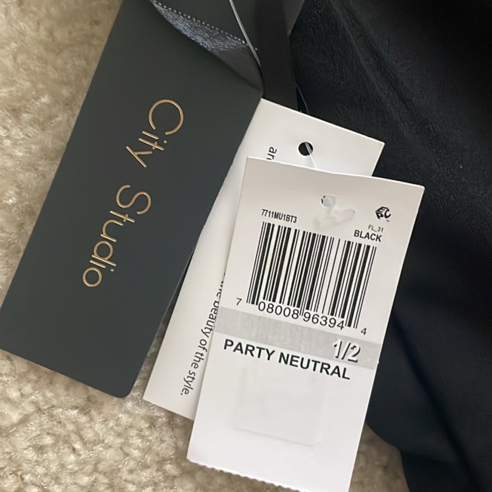 City Studios black dress, imitation pearl straps, brand new with tags, size 1/2 - Picture 7 of 7